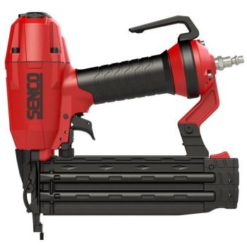 Punase ja musta viimistlusega pneumaatiline peitnaelapüstol, millel on ergonoomiline käepide, metallist korpus ja silindriline salv naelte jaoks. Sobib 16-50 mm naelte paigaldamiseks.