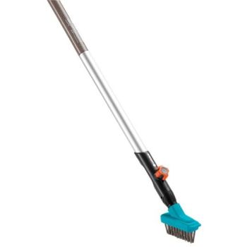 Pikavarreline vuugihari sinise peaga ja metallist varrega, millel on oranžid detailid.