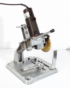 Statiiv väiksele ketaslõikuril 4003315064459