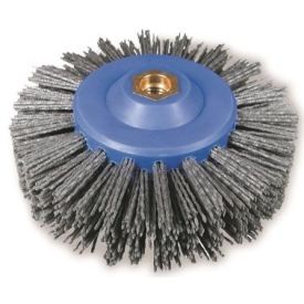 Ümmargune lihvketas terasharjastega, sinise plastkorpusega, keskel messingist kinnitusavaga, läbimõõduga umbes 140 mm ja kõrgusega 55 mm.