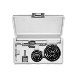 Valge plastikkarp sisaldab kaheksat ümarsaega, erineva läbimõõduga musti metallrõngaid, käepidet ja kahte lisatarvikut, kõik on korrapäraselt hoiustatud karbis.